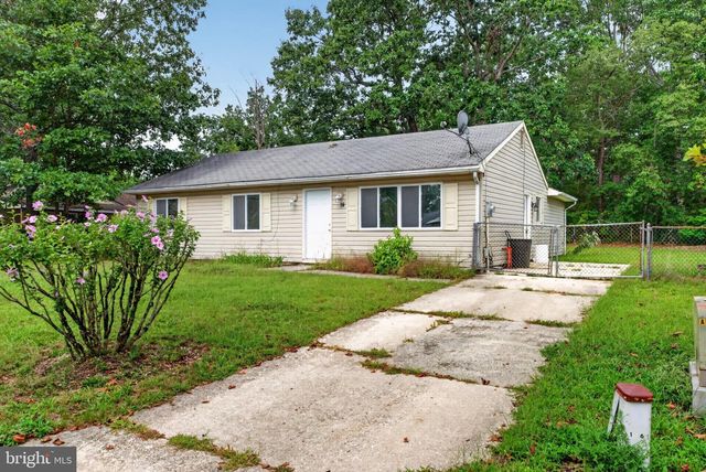 14 SCAMMELL DR, Browns Mills, NJ 08015