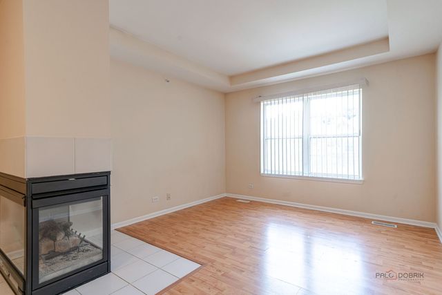 1002 Kensington Drive, Northbrook, IL 60062