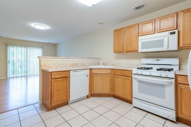 1002 Kensington Drive, Northbrook, IL 60062