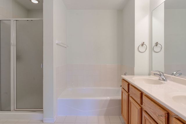 1002 Kensington Drive, Northbrook, IL 60062