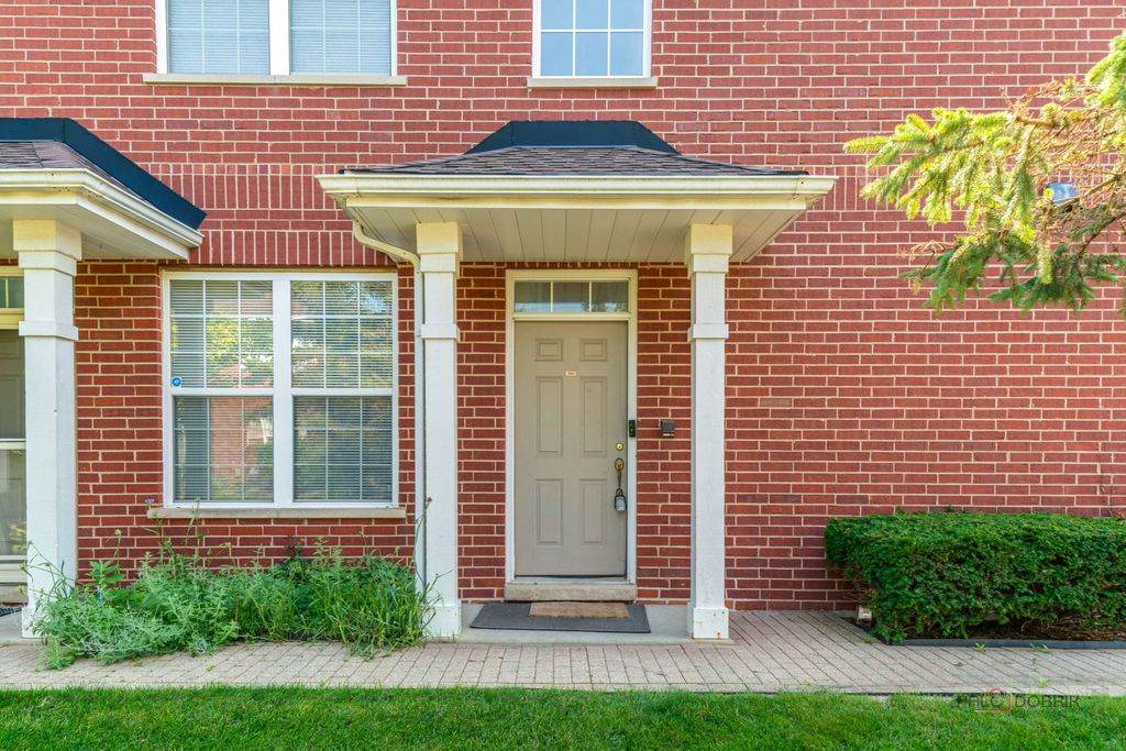 1002 Kensington Drive, Northbrook, IL 60062 — photo 4