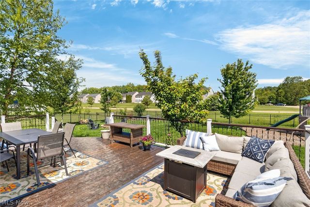 37830 Stoney Lake Drive, North Ridgeville, OH 44039