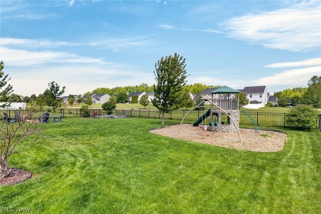 37830 Stoney Lake Drive, North Ridgeville, OH 44039
