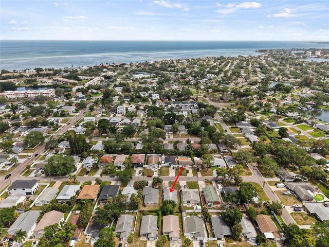 1735 MISSISSIPPI AVENUE NE, St Petersburg, FL 33703