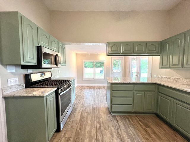 2027 W MINNESOTA Avenue, Chickasha, OK 73018