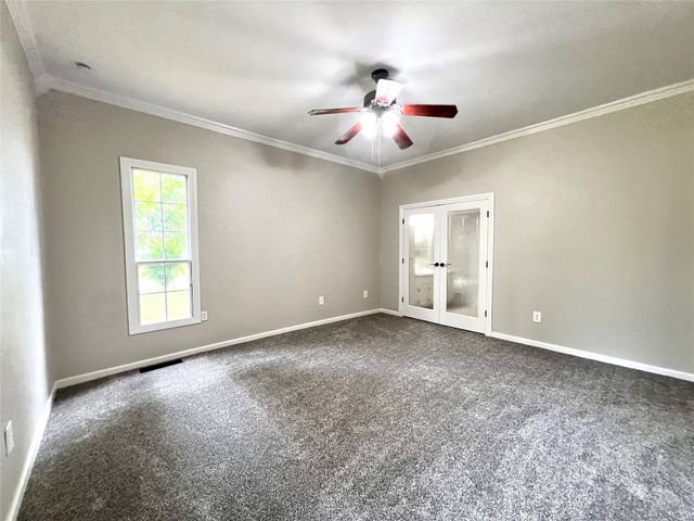 2027 W MINNESOTA Avenue, Chickasha, OK 73018