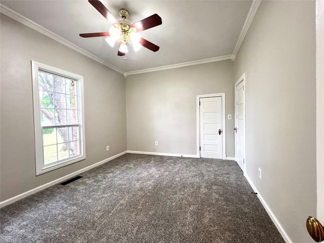 2027 W MINNESOTA Avenue, Chickasha, OK 73018