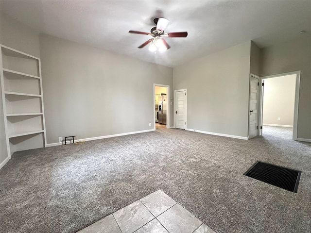 2027 W MINNESOTA Avenue, Chickasha, OK 73018