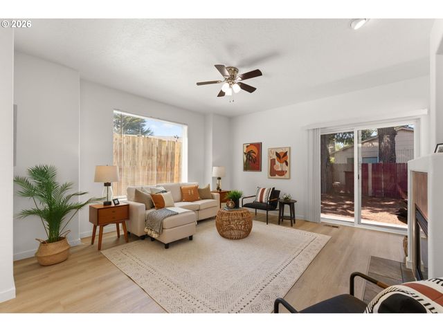 9205 N MACRUM Ave, Portland, OR 97203