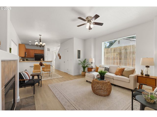 9205 N MACRUM Ave, Portland, OR 97203