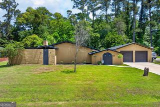 438 Hunt Drive, Savannah, GA 31406