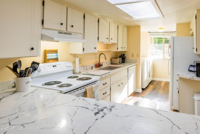 130 CASTLE ROCK Road 100, Sedona, AZ 86351