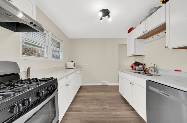 12565 Irving Avenue, Blue Island, IL 60406