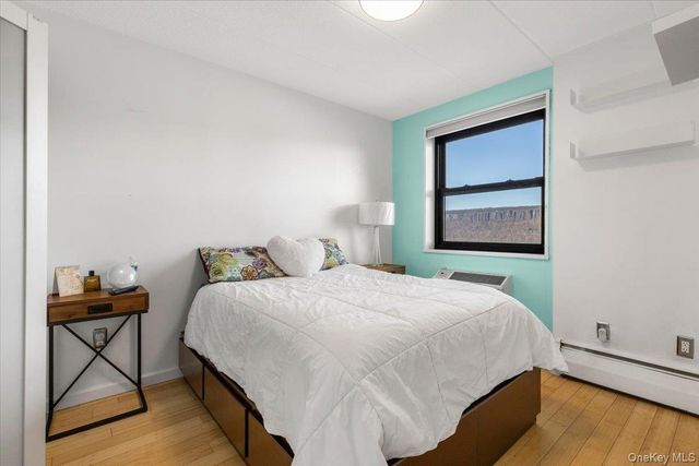 1085 Warburton Ave 304, Yonkers, NY 10701