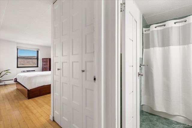 1085 Warburton Ave 304, Yonkers, NY 10701