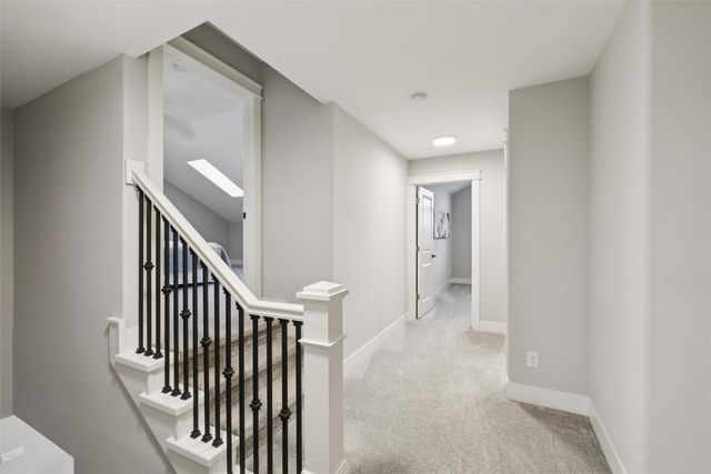 14036 Ridgemont Drive, Urbandale, IA 50323