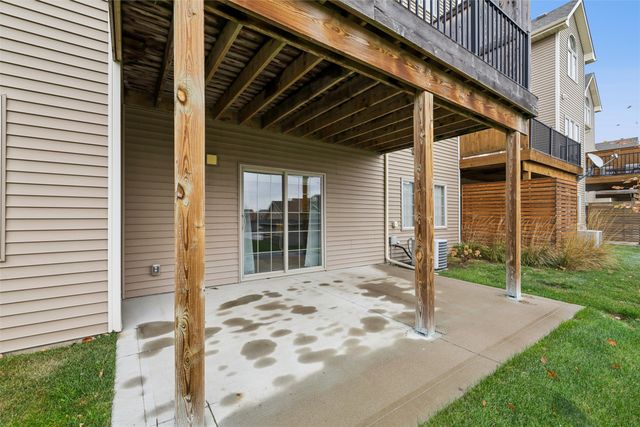 14036 Ridgemont Drive, Urbandale, IA 50323