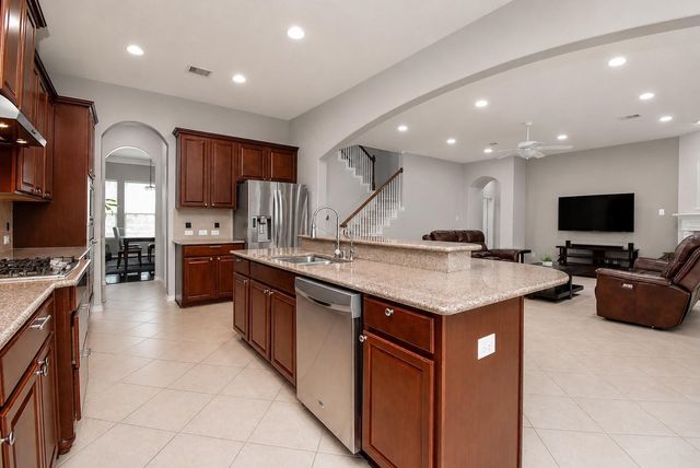 6811 Bannon Trail, Sugar Land, TX 77479
