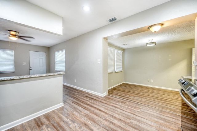 8086 28TH AVENUE N, St Petersburg, FL 33710