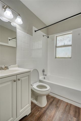 8086 28TH AVENUE N, St Petersburg, FL 33710