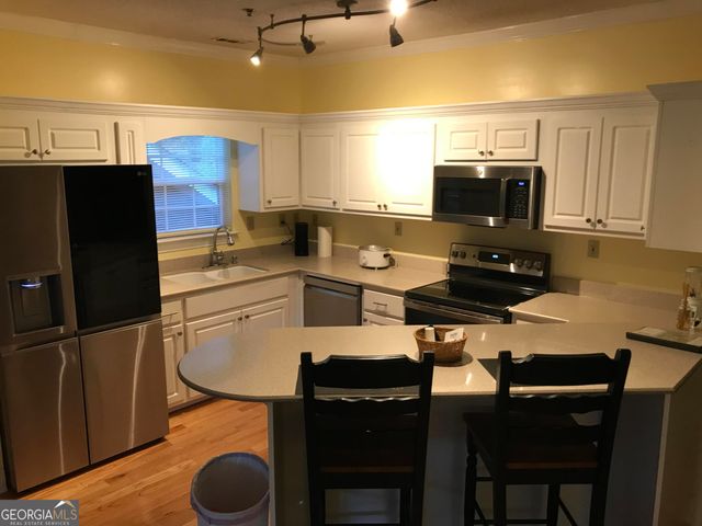 92 Gleneagle Court B301, Clayton, GA 30525