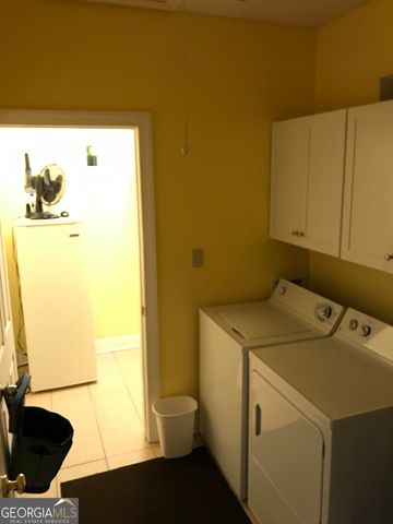 92 Gleneagle Court B301, Clayton, GA 30525