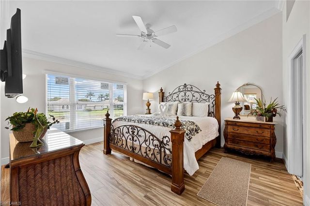 5963 Sand Wedge LN 205, Naples, FL 34110