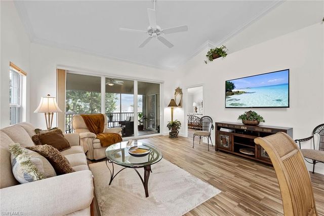 5963 Sand Wedge LN 205, Naples, FL 34110