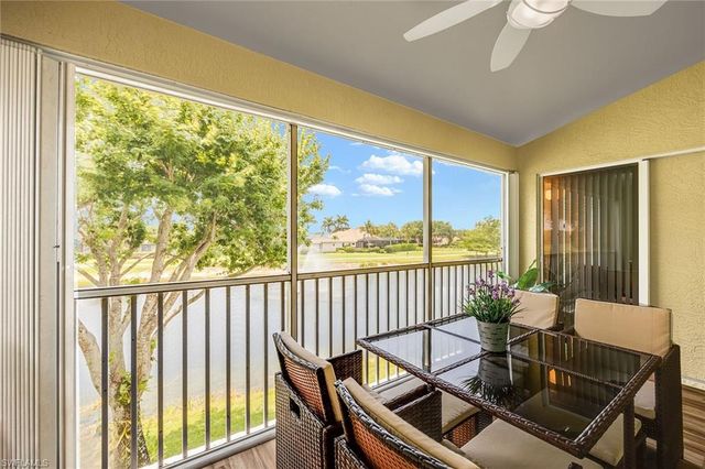 5963 Sand Wedge LN 205, Naples, FL 34110