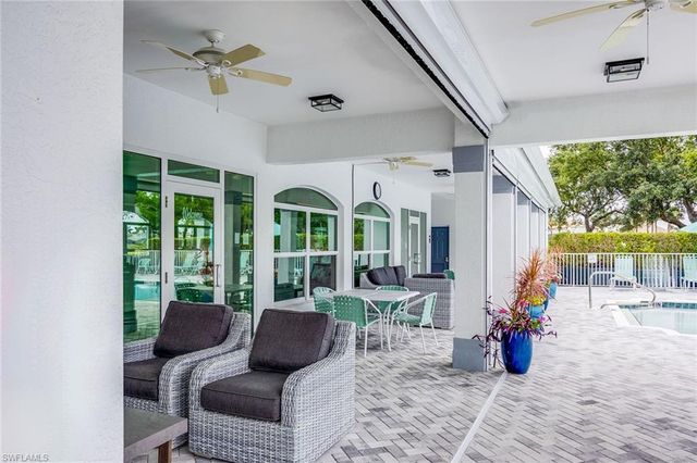 5963 Sand Wedge LN 205, Naples, FL 34110