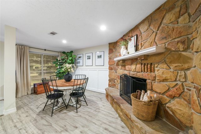 1800 Sheridan Drive, Baytown, TX 77520