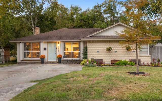 1800 Sheridan Drive, Baytown, TX 77520