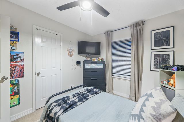 1800 Sheridan Drive, Baytown, TX 77520