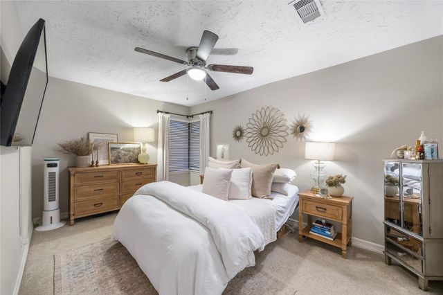 1800 Sheridan Drive, Baytown, TX 77520