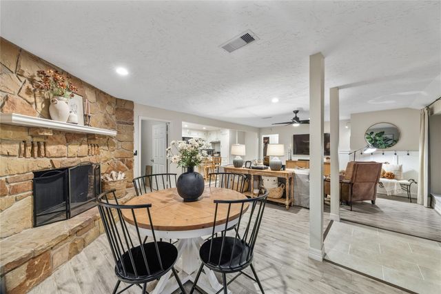 1800 Sheridan Drive, Baytown, TX 77520