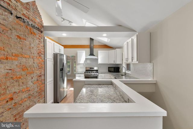 10601 KINLOCH RD, Silver Spring, MD 20903