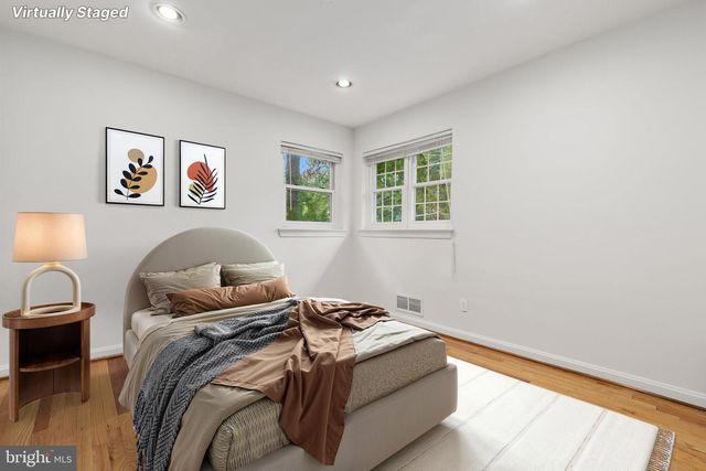 10601 KINLOCH RD, Silver Spring, MD 20903