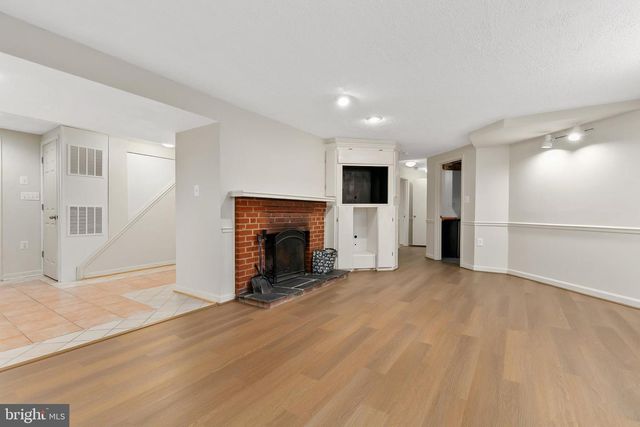 10601 KINLOCH RD, Silver Spring, MD 20903