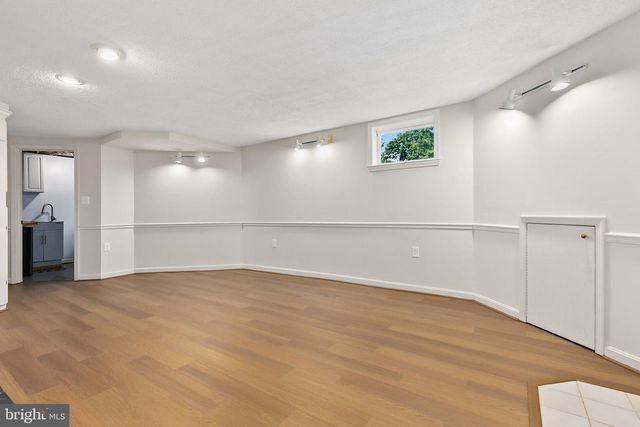 10601 KINLOCH RD, Silver Spring, MD 20903