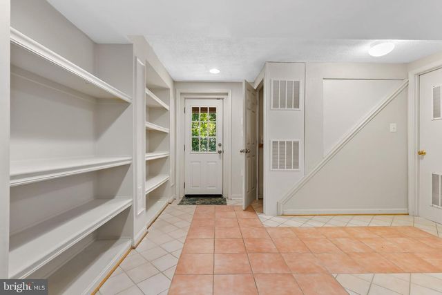 10601 KINLOCH RD, Silver Spring, MD 20903