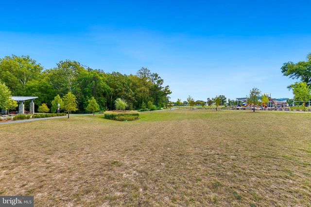 10601 KINLOCH RD, Silver Spring, MD 20903