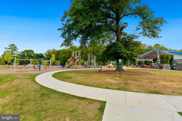 10601 KINLOCH RD, Silver Spring, MD 20903