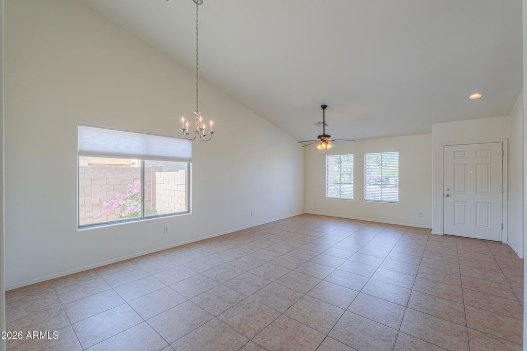 1499 E ANNA Drive, Casa Grande, AZ 85122 — photo 3