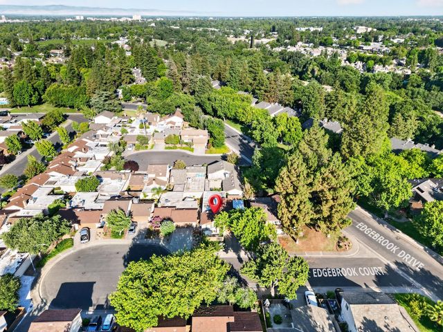 613 Edgebrook Ct, Modesto, CA 95354