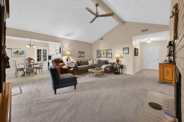 613 Edgebrook Ct, Modesto, CA 95354