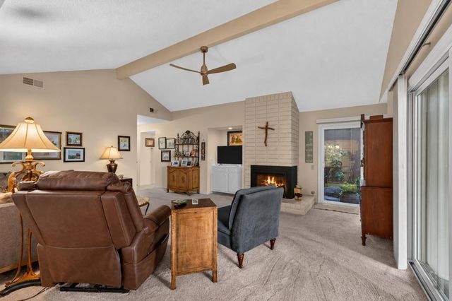 613 Edgebrook Ct, Modesto, CA 95354