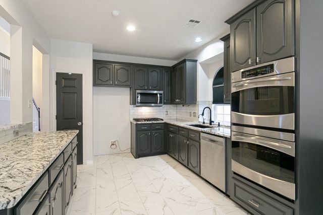 3667 Smoke Tree Trail, Fort Worth, TX 76040