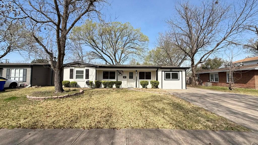 733 High School, Seagoville, TX 75159