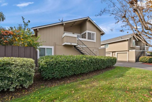 2315 Warfield Way B, San Jose, CA 95122