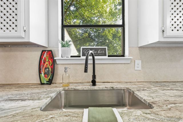 105 W Yuma Court, Broken Arrow, OK 74011